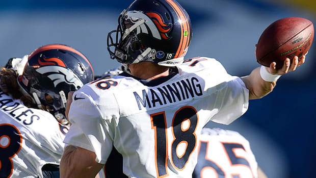 peyton-manning-record-season-drew-brees.jpg